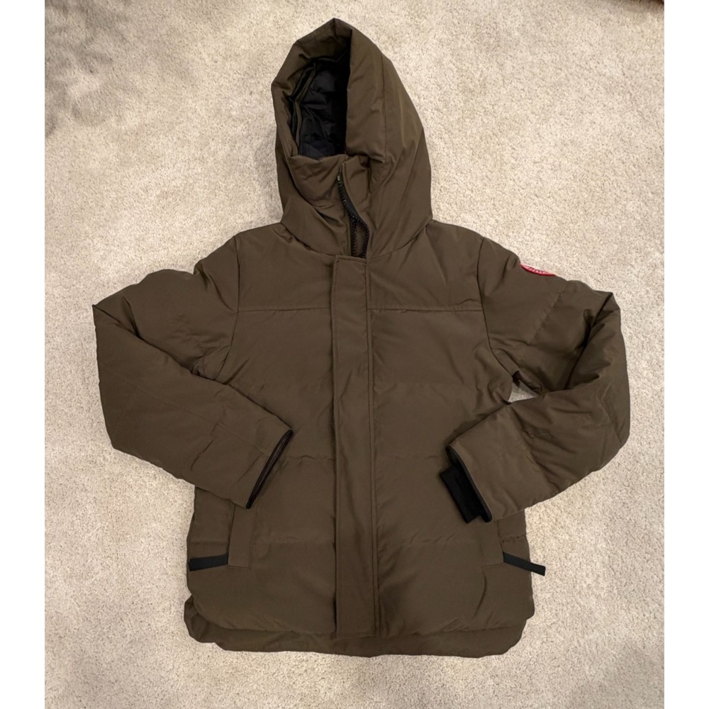 Canada Goose Men's Macmillan Parka Small Military Green (2080M) NWT